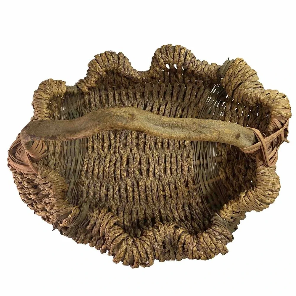 VTG Rustic Woven Basket Tree Branch Handle Boho Farmhouse Primitive Decor Cottag
